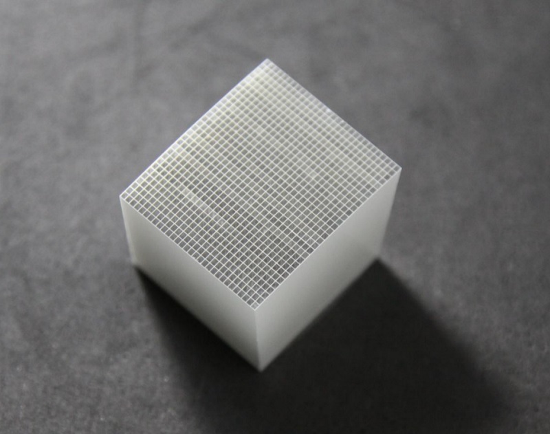 LYSO(Ce) array for PET